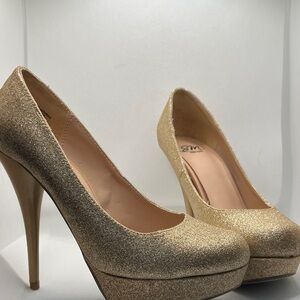 Steve Madden New York Gold Glitter Heels
